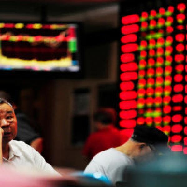 Asian stocks slip as risk-off sentiment grips markets