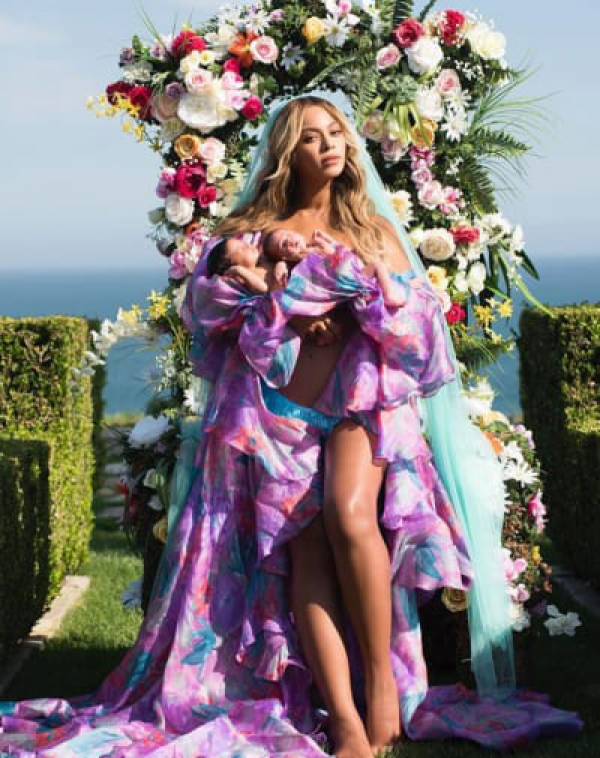 Beyonce Shares Photo of Twins, CONFIRMS Baby Names!