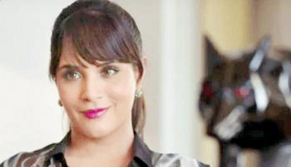 Richa Chadha's hairstyle lands her in trouble
