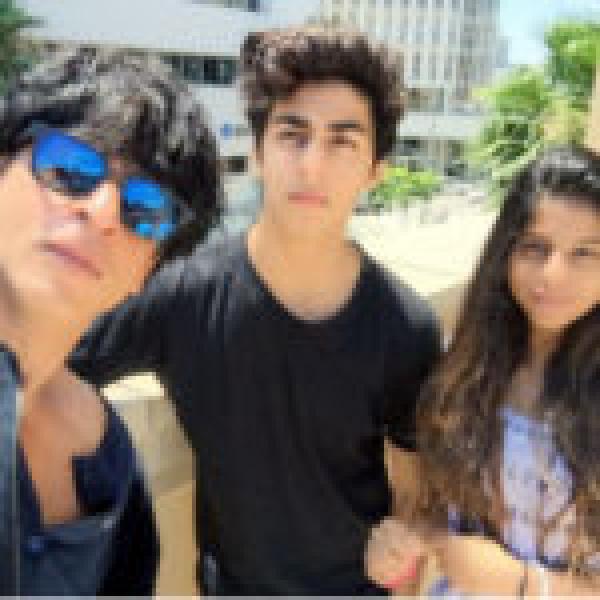 Here’s How Shah Rukh Khan Feels About His Kids Being Photographed In Public