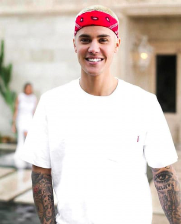 Justin Bieber Runs Into Paparazzo with His Car: Get the Details