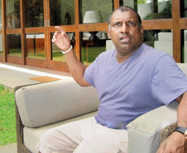 Aravinda de Silva tells Sri Lanka team: Ignore social media trolls