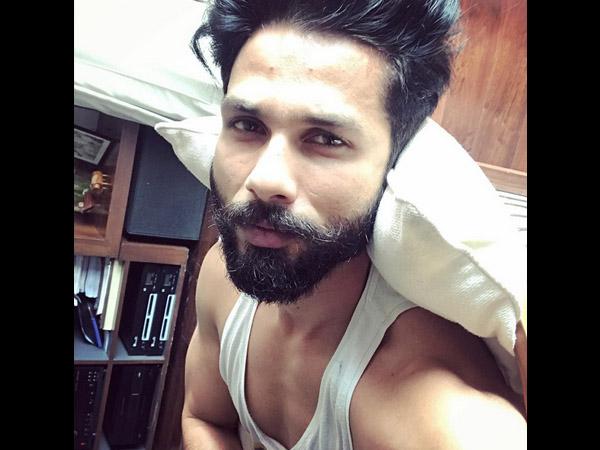 Shahid Kapoor is dedicatedly learning swordplay for his role in Padmavati 