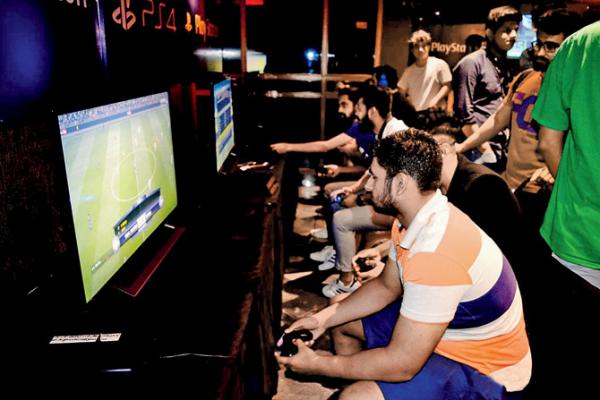 Let the games begin! Sign up for E-sports Championship in Mumbai