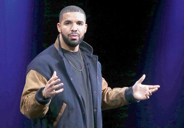 Drake and Future sued by woman who was allegedly raped at their concert