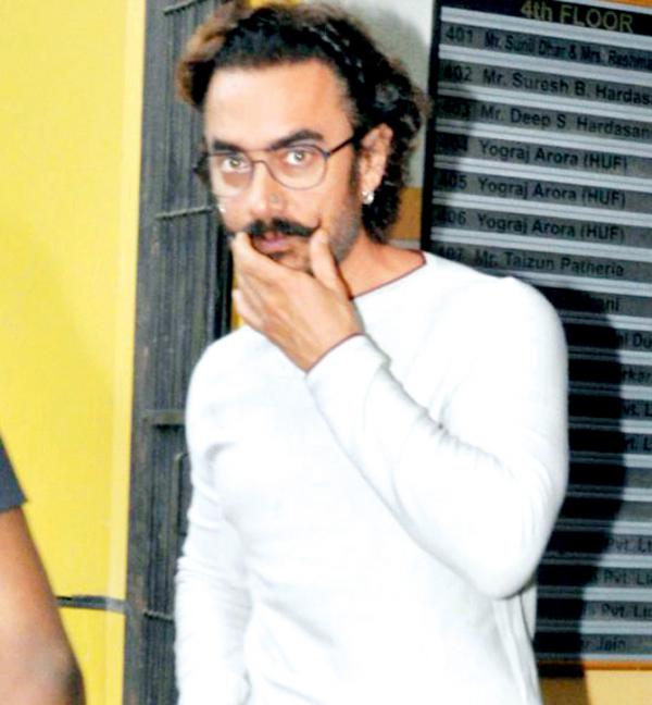 Aamir Khan loses weight after being diagnosed with swine flu