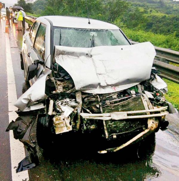 Accident on Mumbai-Pune Expressway claims 13-year-old Thane girl's life