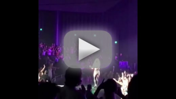 Britney Spears Stuns with Raw Vocals, Covers "Something to Talk About" Live!