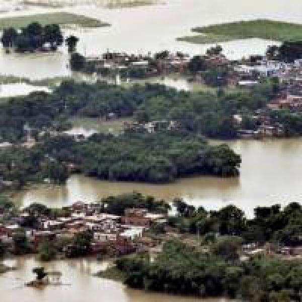 Flood situation remains alarming in UP; 10 more dead, toll 82