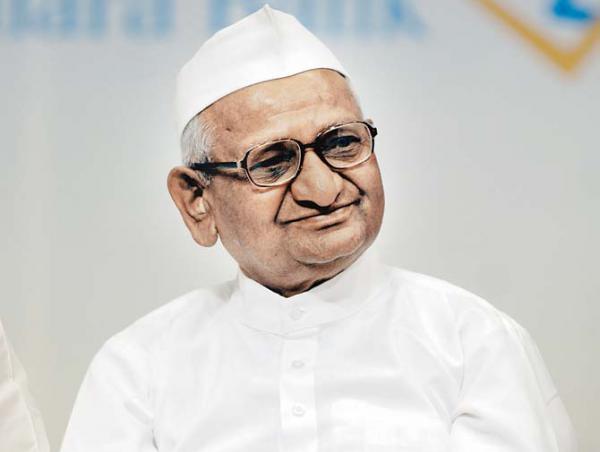 Anna Hazare warns Narendra Modi of another agitation