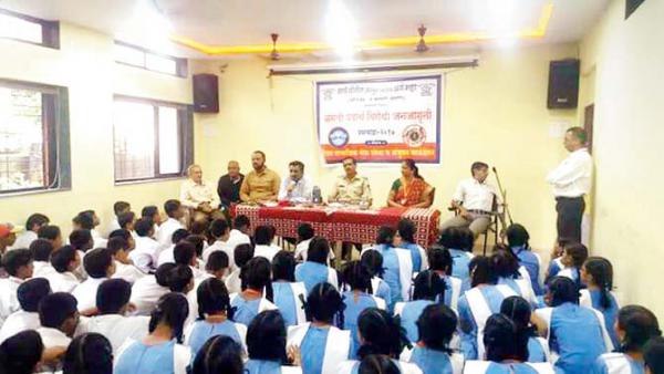 No more drugs! Young addicts write moving confession to Thane cops