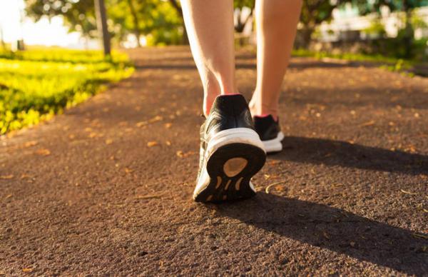 Daily Skin-Healthy Tips: Brisk walk makes your skin glow