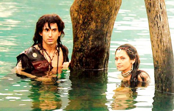 Actors of big-budget drama 'Porus' have been made to sign this clause