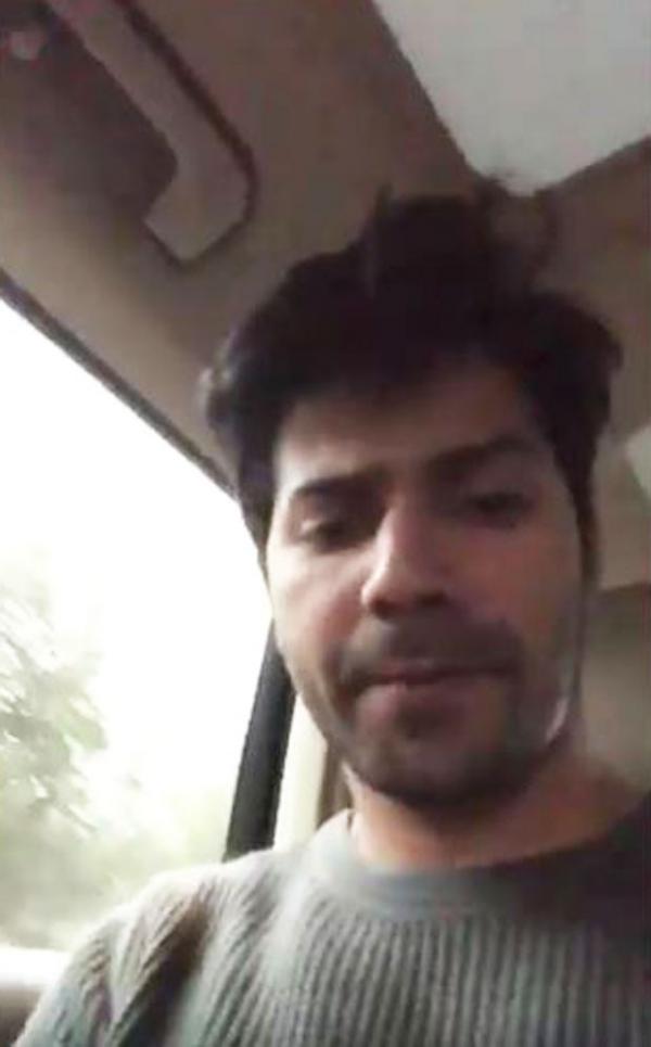  Watch: Varun Dhawan takes initiative, stands up against rising smog in Delhi 