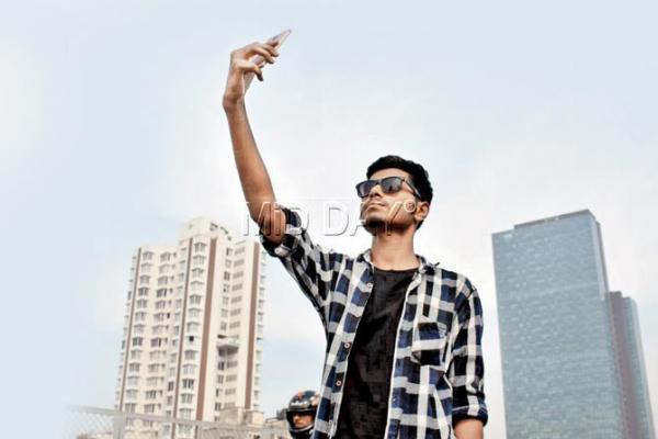 Mumbai: Teen under police radar for deadly selfies from 75-floor building