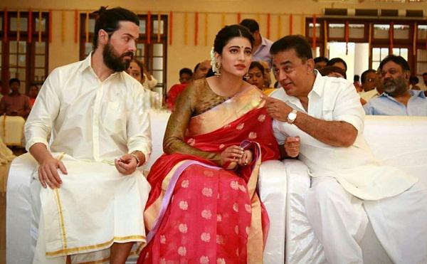 Shruti Haasan’s latest pic with boyfriend Michael Corsale, Kamal Haasan makes us wonder if a wedding is on the cards