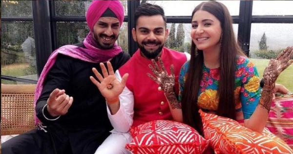 Anushka Sharma&apos;s Instagram Picture With Virat Will Want You To Get Married