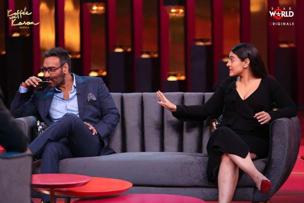 From Fighting Over Selfies To Their Funny Struggle As Parents, Kajol-Ajay Set &apos;KWK 6&apos; Couch On Fire