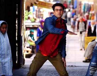  OMG! Ranbir Kapoor shed a WHOPPING 11 kgs of weight for Jagga Jasoos 