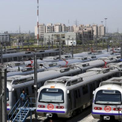 Metro rail, high tax on SUVs to improve air quality: NITI Aayog