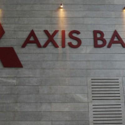 Axis Bank soars 4% post fundraise of Rs 3,500 crore by issuing debt securities