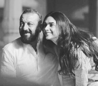  Flashback Friday: Aditi Rao Hydari and Sanjay Dutt can't stop smiling on the sets of Bhoomi 