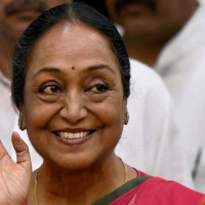 Current atmosphere disturbing, government must stop killings: Meira Kumar