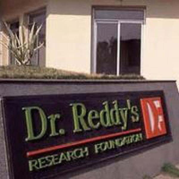 Accumulate Dr. Reddyâs Lab; target of Rs 3523: KR Choksey