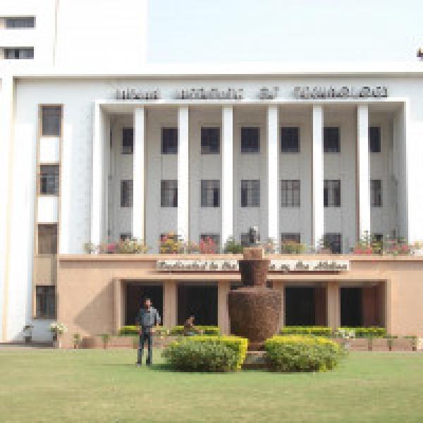 IIT Kharagpur gets four mega projects from MHRD