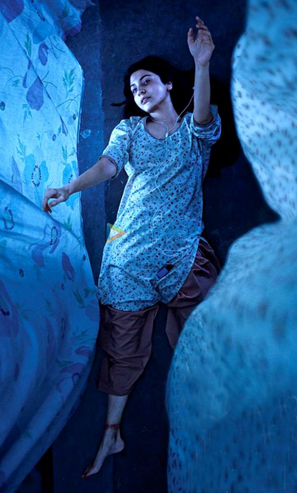  Check out: Anushka Sharma sprawled on the floor in another mysterious look from Pari 