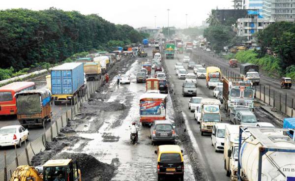 Traffic thrown out of gear for hours on Sion-Panvel Highway