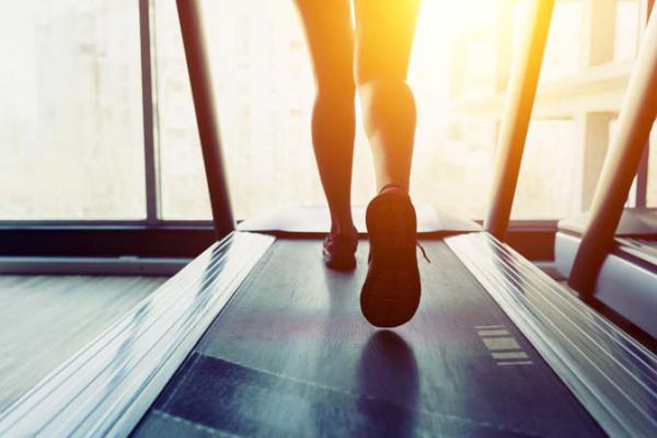 'Anti-gravity treadmills help knee surgery patients run again'