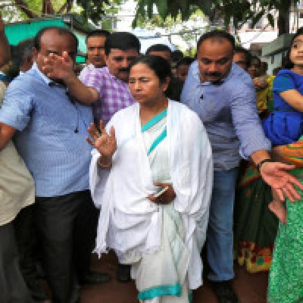 Centre letting outsiders to enter country: Mamata Banerjee