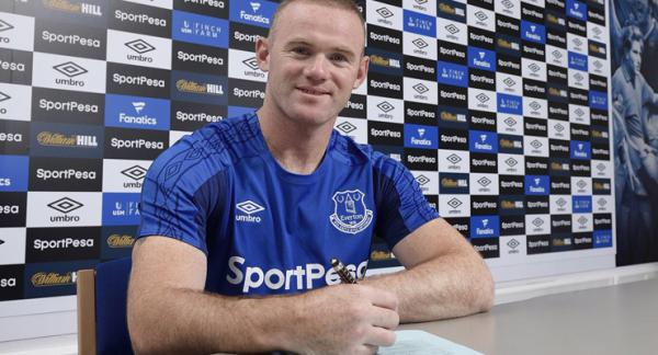 After Enthralling Old Trafford Wayne Rooney Reunites With Everton But Twitter Isnt Pleased 