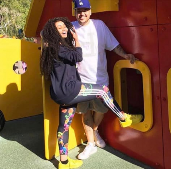 Kardashian Family PLEADS With Rob: For the Love of G-d, Leave Chyna Alone!