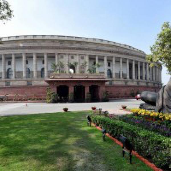 Parliament panel members want CBI to #39;reopen#39; Bofors case