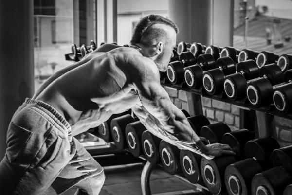 Strength Or Aesthetics: What Should You Train For And Why 