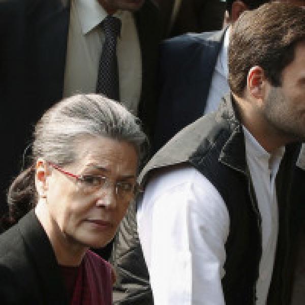 Rahul Gandhi may not be 2019 face, old guard set to take back Congress reins
