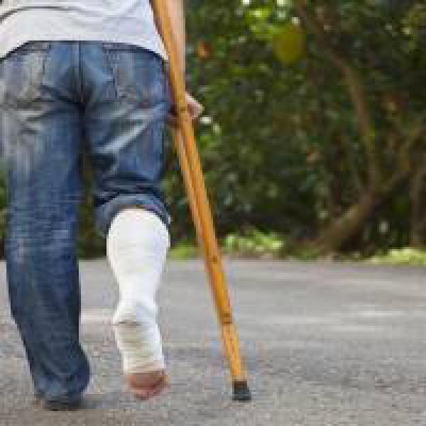 5 factors you must check before buying a personal accident insurance cover