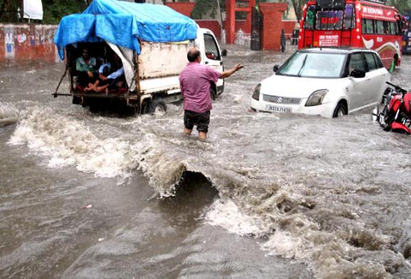 Cloudburst in J and K kills three, damages several houses and shops