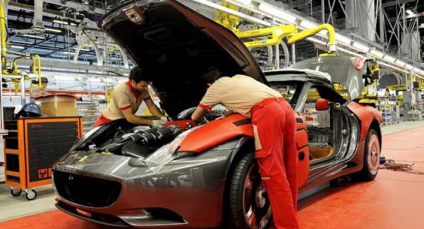 This Is Why Ferrari Has Banned All Of Their Employees From Buying Their Cars 