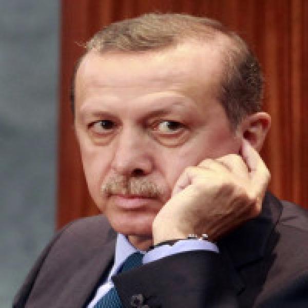 Recep Tayyip Erdogan in the Gulf seeking to ease Qatar crisis