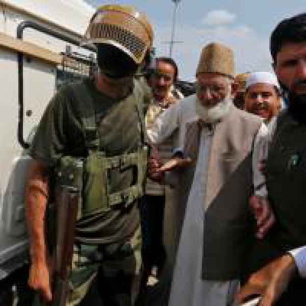 Terror funding: NIA arrests Geelani#39;s son-in-law and 6 others