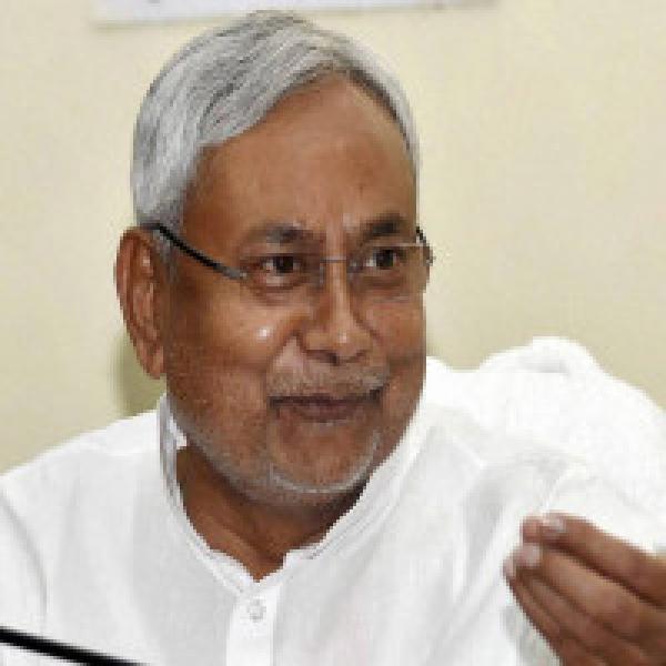 Modi tweets congratulating Nitish Kumar on his move to join war against corruption