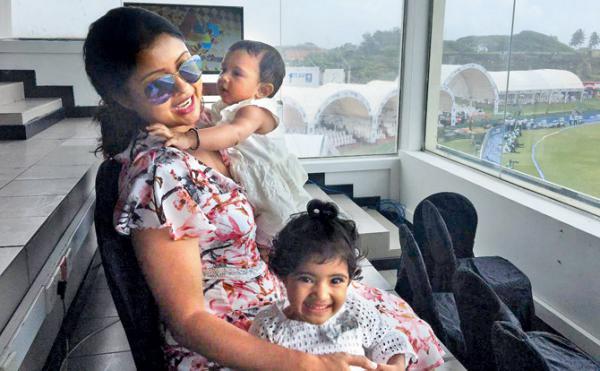 This photo of R Ashwin's wife with daughters is adorable