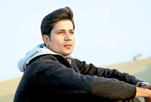 Sumeet Vyas to participate in survival show 'Stupid Man Smart Phone'
