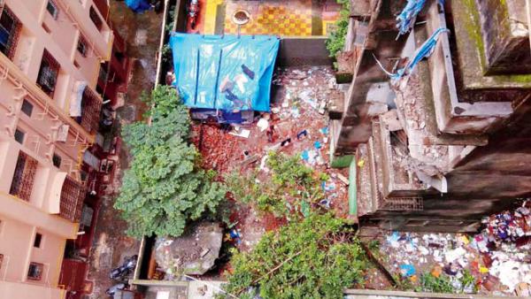 TMC razes Naupada man's home by mistake instead of illegal structure