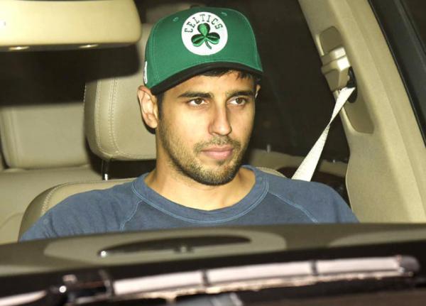 Sidharth Malhotra refutes rumours of not being happy with 'A Gentleman'