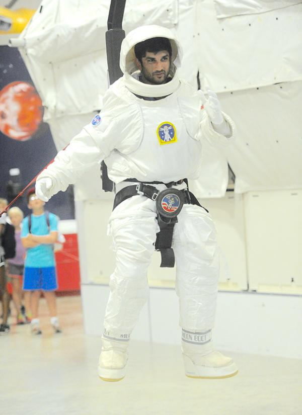  Sushant Singh Rajput commences astronaut training at NASA 