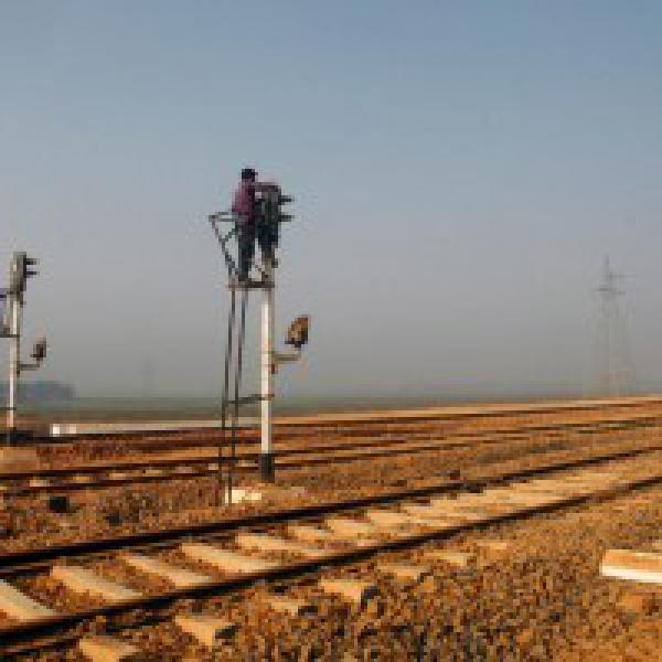CCEA approves new rail tracks in Tamil Nadu, Kerala